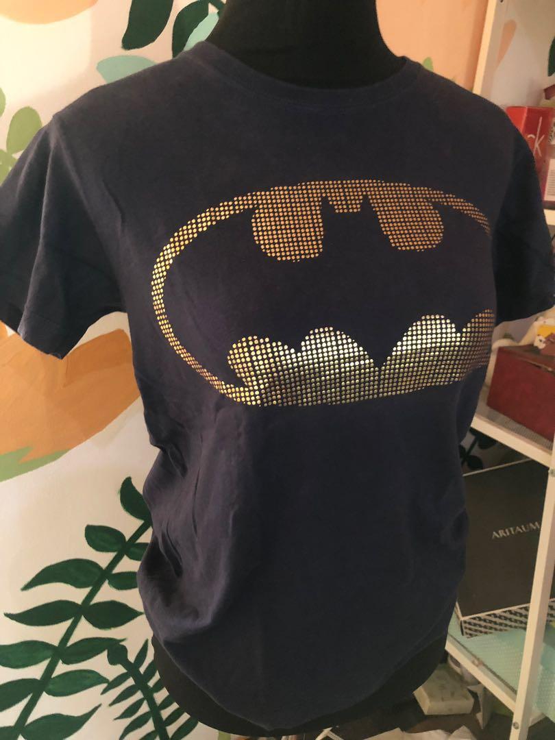 Batman T-Shir (Category: Others Tops) located in Las Pinas. Submitted by dsppp (Listing ID 229226002, Image 2). Description: Used only once In really good condition and nice material Very comfortable Tag size says XS but can fit small or even medium Navy blue color.