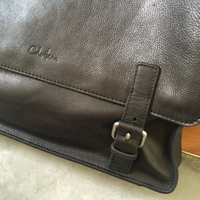 BNWT Cole Haan Leather Messenger Bag Women s Fashion Bags