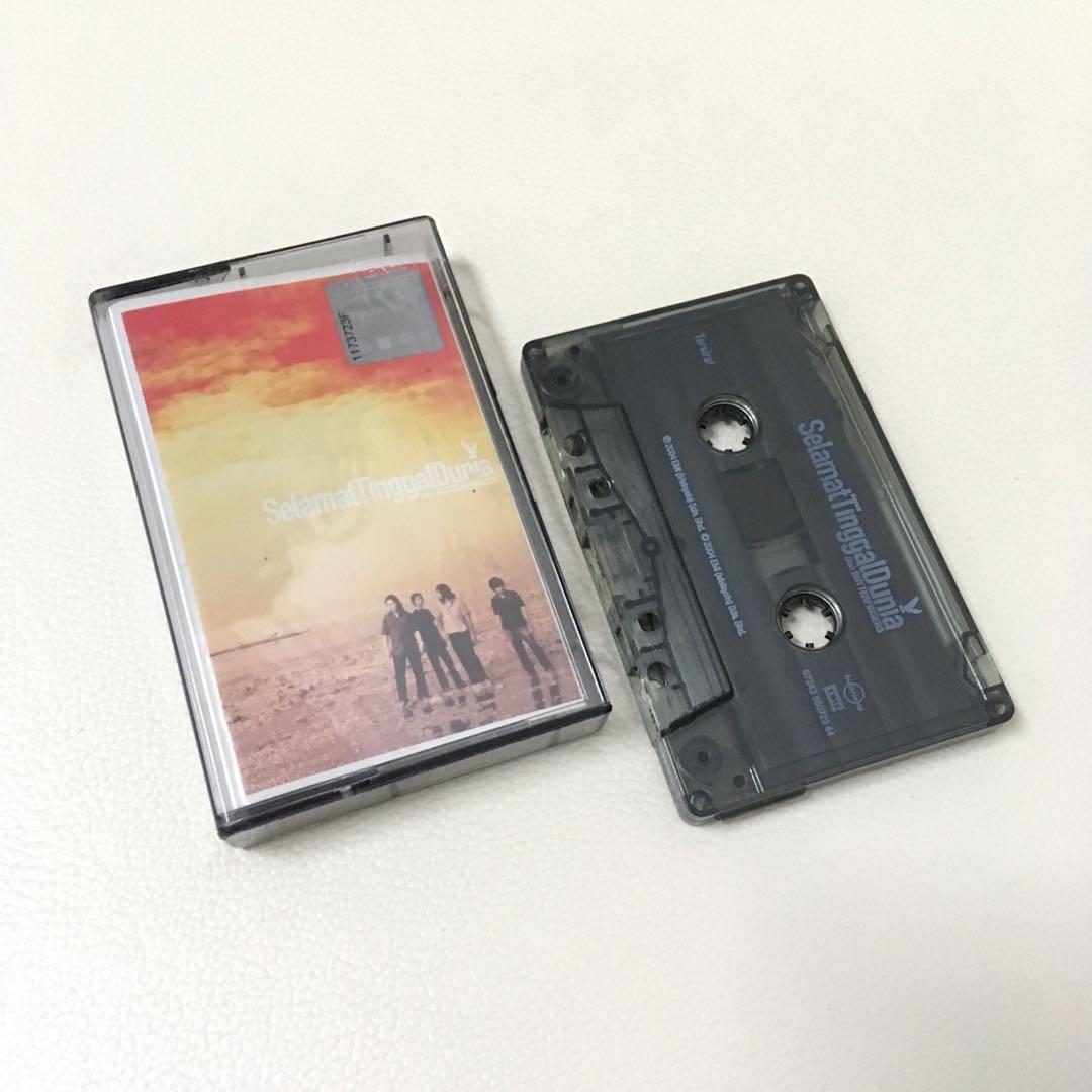 Butterfingers Selamat Tinggal Dunia Kaset Music Media Cd S Dvd S Other Media On Carousell