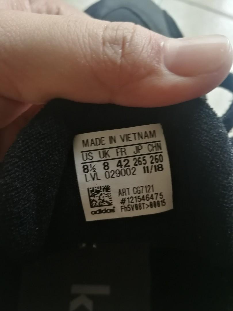 Cg7121 adidas hotsell