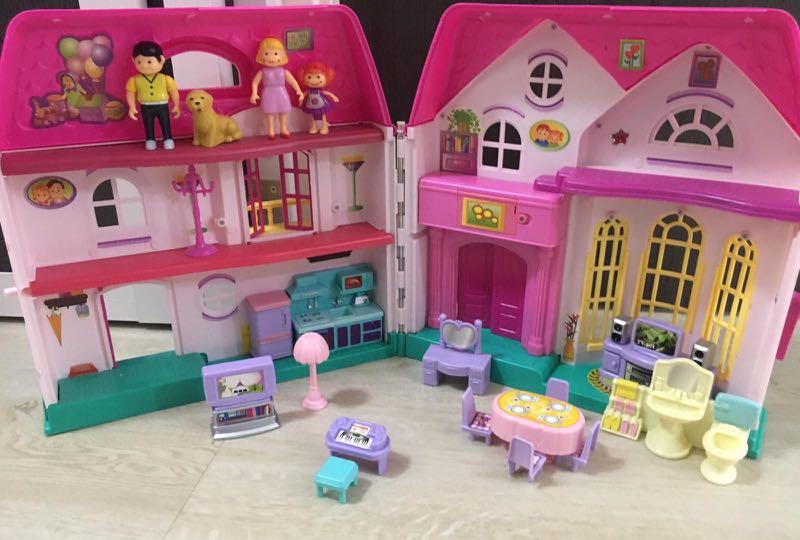 doll house toy set