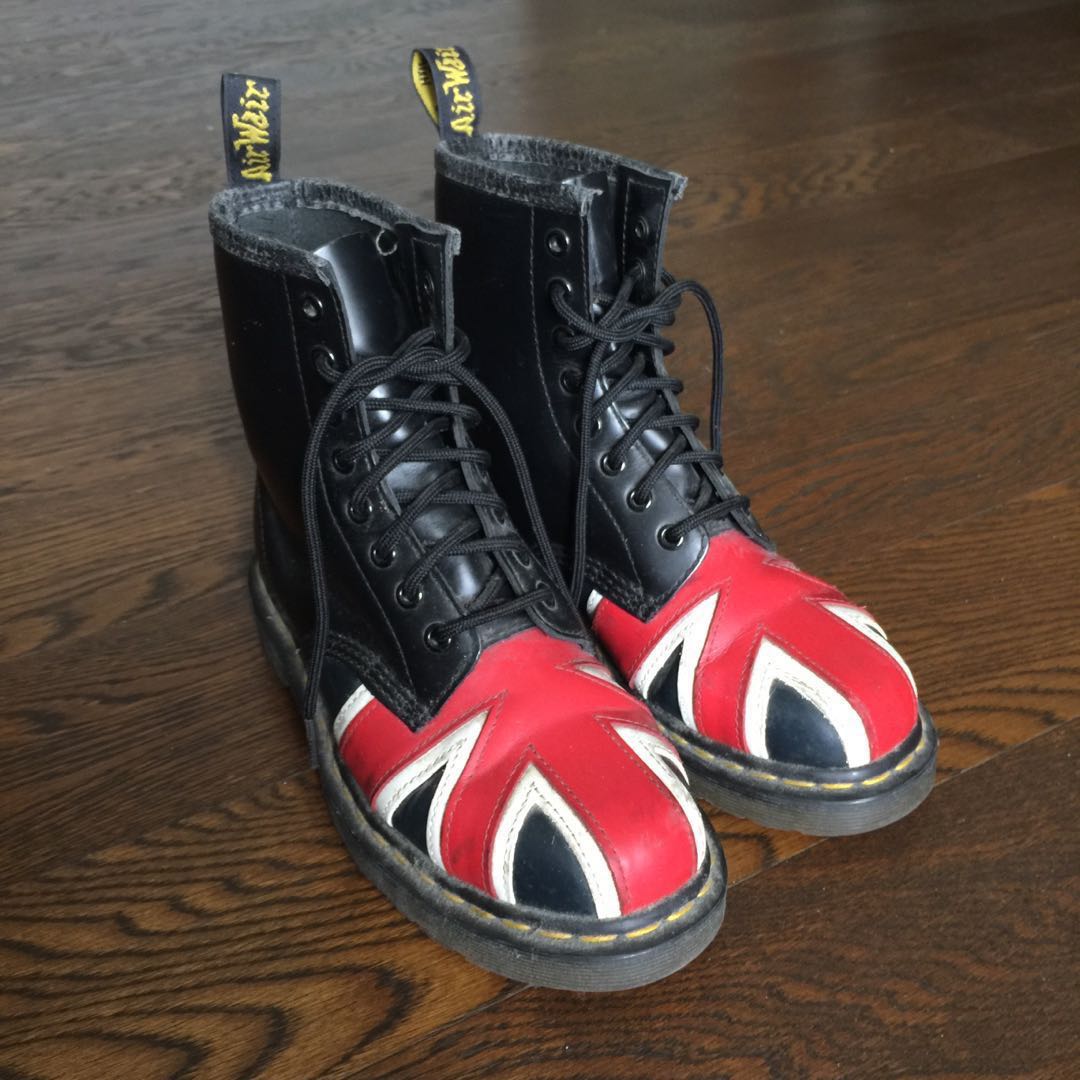 martens union jack