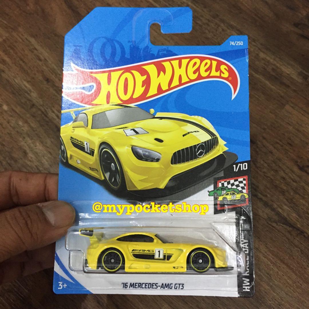 Hot wheels 16 store mercedes amg gt3 yellow