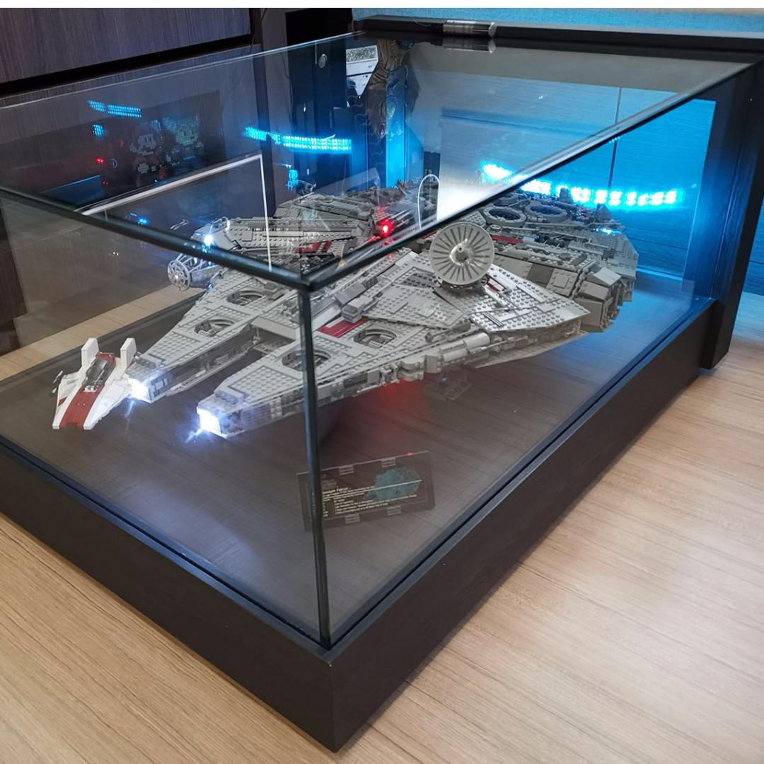 Lego millennium falcon display table hot sale