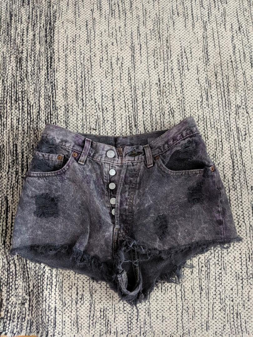 levi jean shorts canada