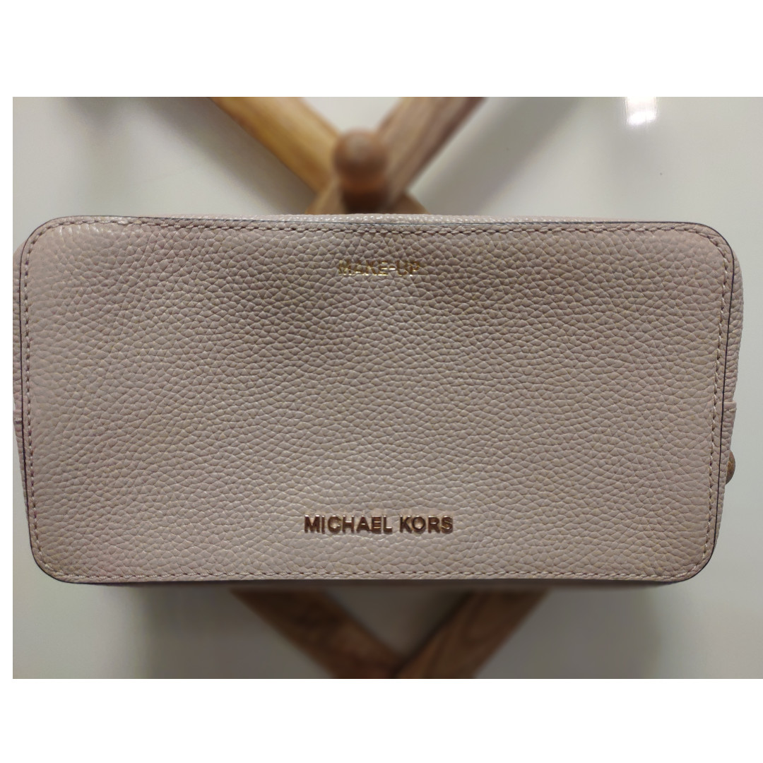 michael kors makeup case