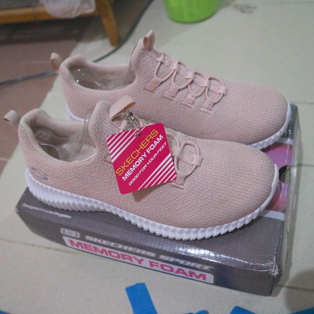 Harga skechers deals memory foam