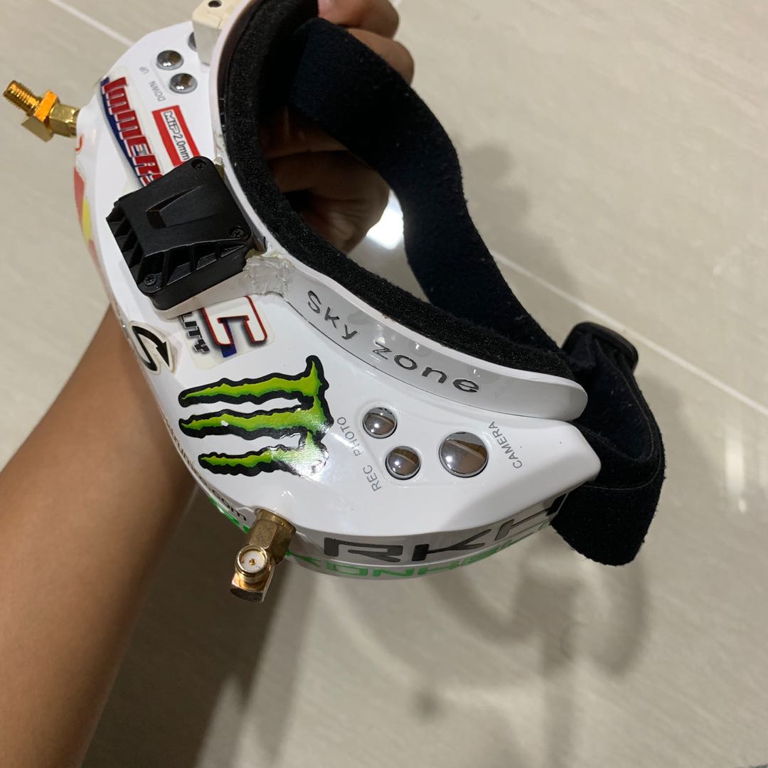 skyzone fpv goggle, Photography, Drones on Carousell