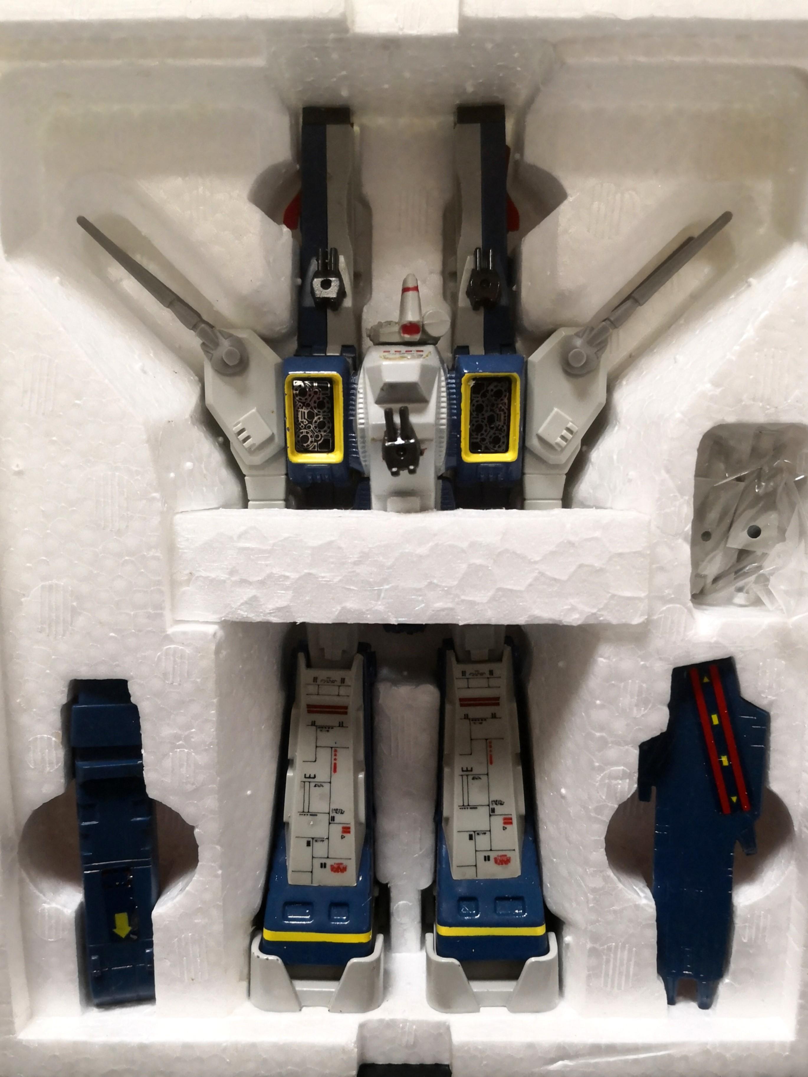 Takatoku 超時空要塞 Sdf 01 Macross 強攻型 懷舊合金 Made In Japan 日本製造 興趣及遊戲 玩具 Takatoku 超時空要塞 Sdf 01 Macross 強攻型 懷舊合金 Made In Japan 日本製造 興趣及遊戲 玩具