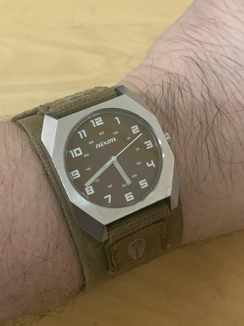 Nixon sales scout watch