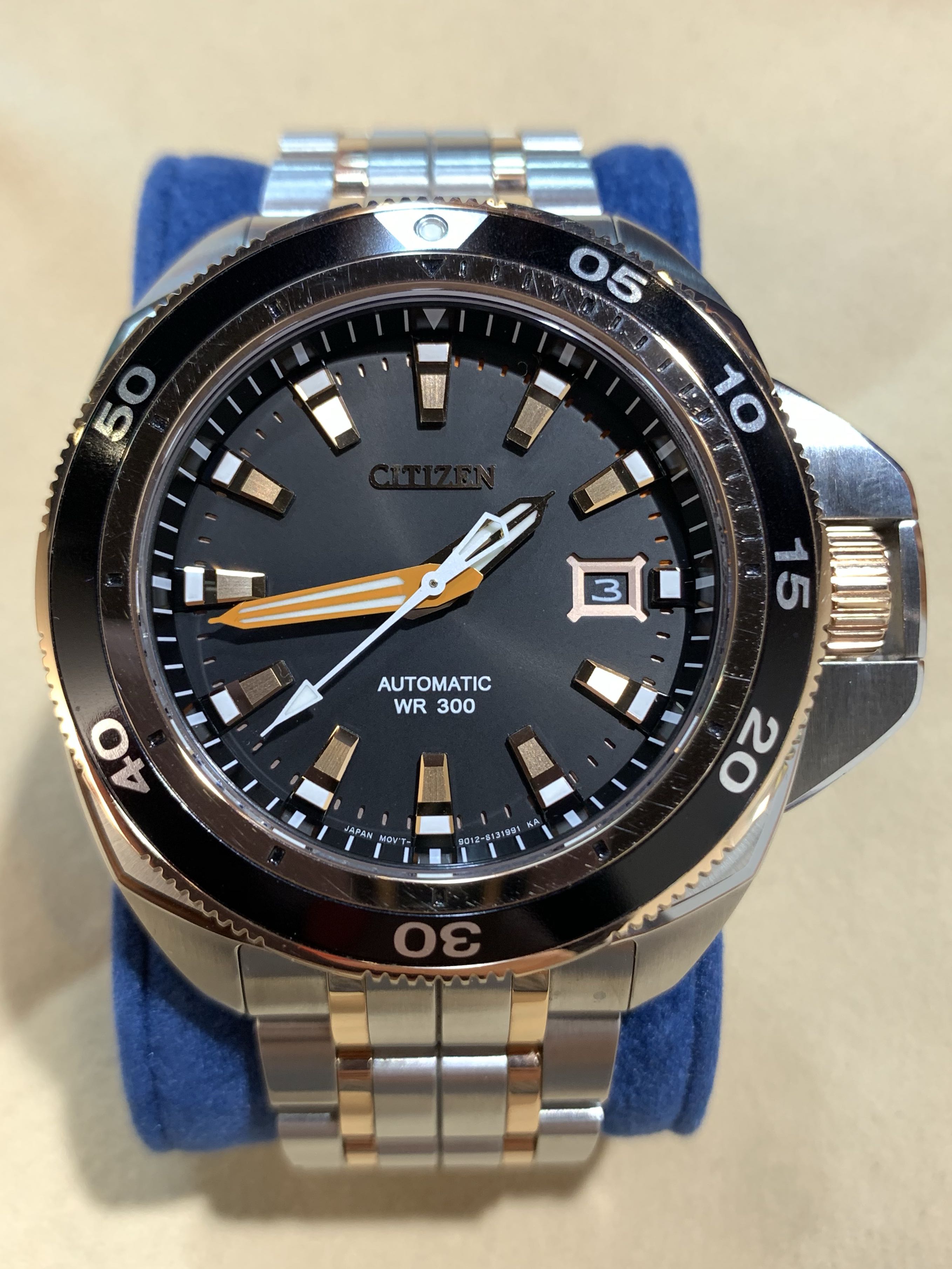 citizen signature grand touring