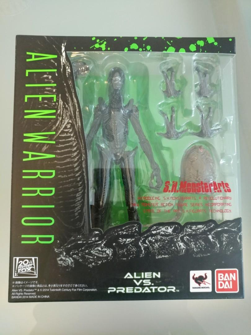 Alien Warrior (Category: Toy Figures) located in Singapore. Submitted by little_anime_toys (Listing ID 229327166, Image 1). Description: S.H.MonsterArts Alien Warrior.