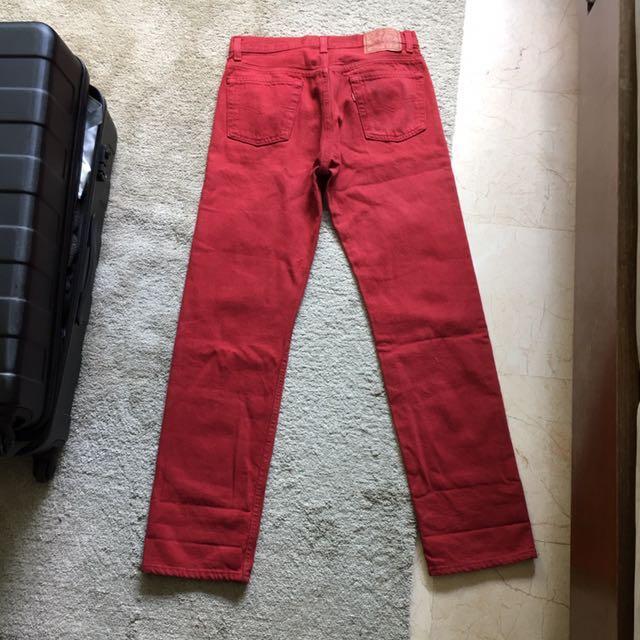 red 501 levis