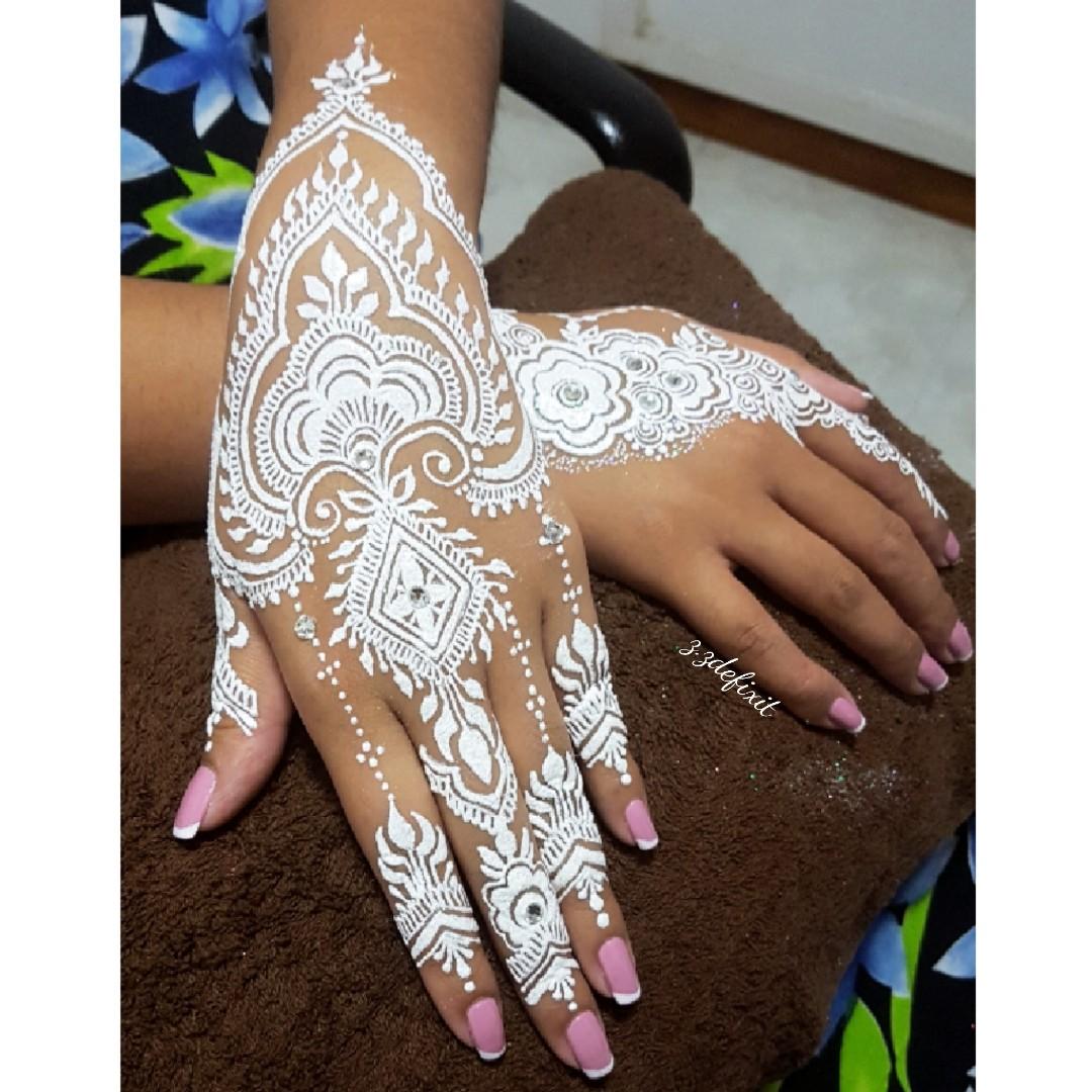 Bride Ditched Her Usual Mehendi For A White Heena Design For Her