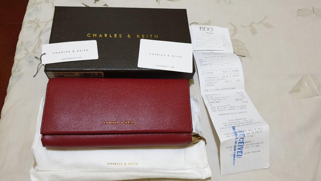 Charles & Keith Red Bi-fold Long Wallet/Dinner Clutch, Women's Fashion,  Bags & Wallets, Purses & Pouches on Carousell