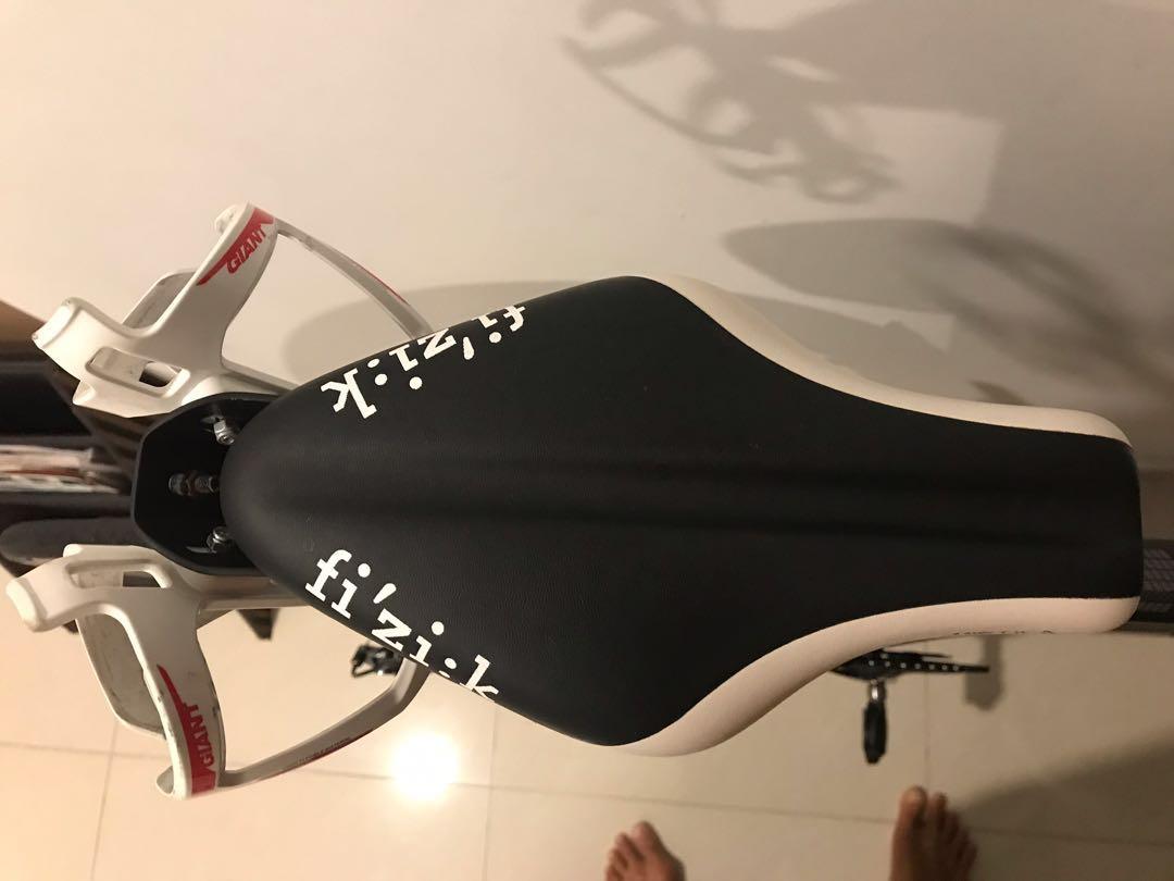 fizik mistica bottle cage