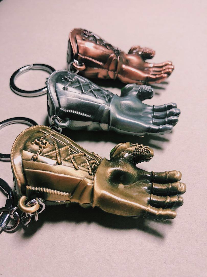 Marvel infinity gauntlet discount keychain