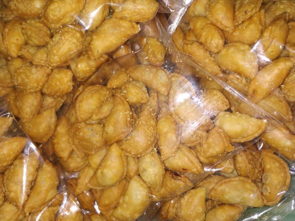 Karipap Mini Inti Ikan Fresh Dari Kelantan On Carousell