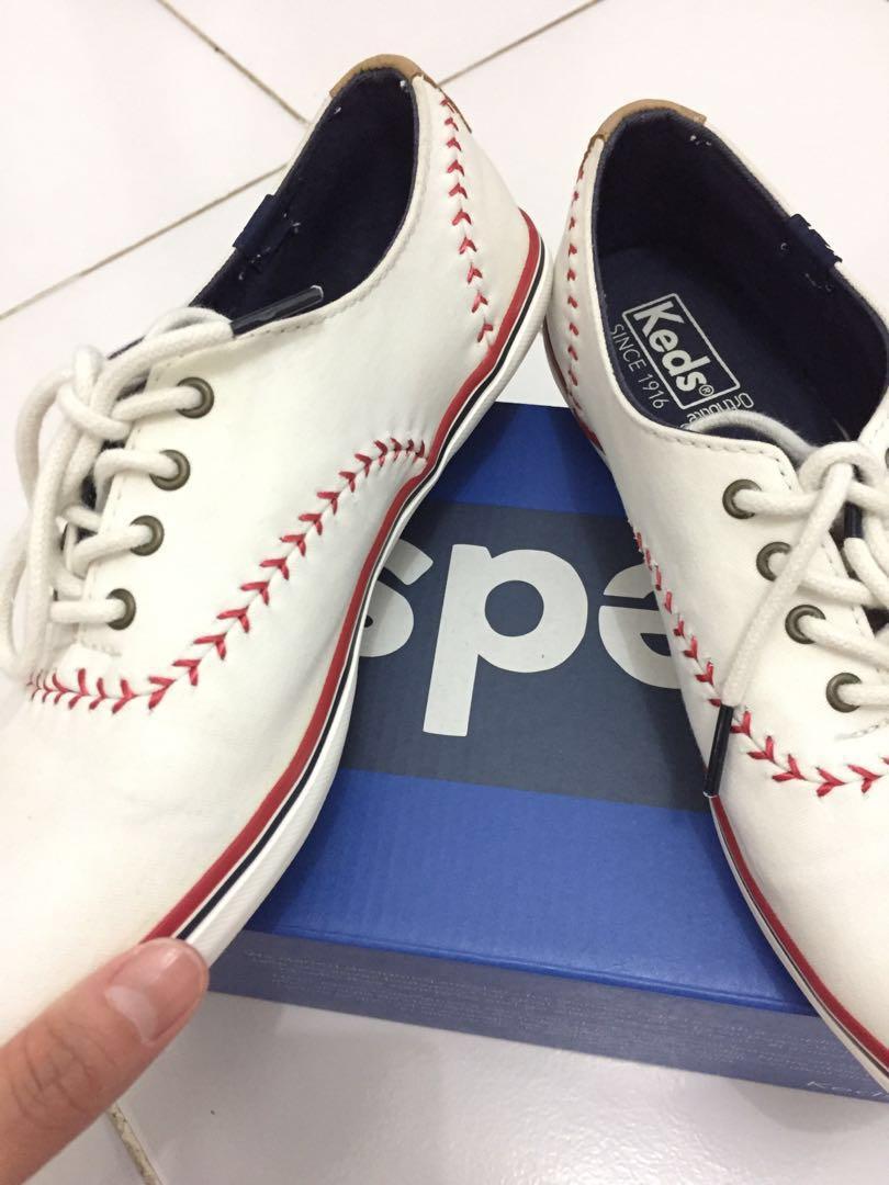 Keds women's champion top pennant baseball fashion sneaker