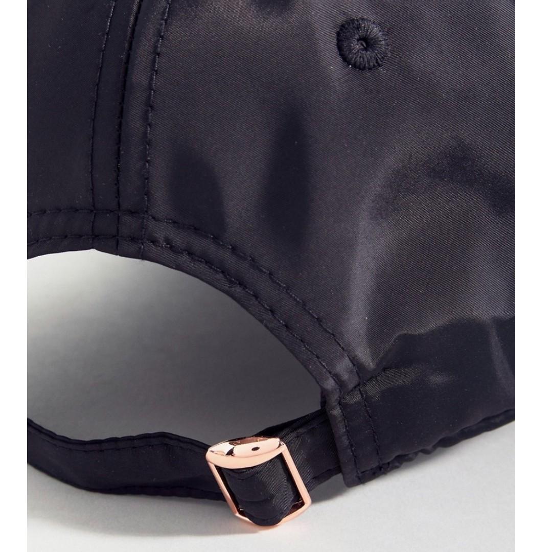 new era 9forty exclusive black cap with rose gold ny