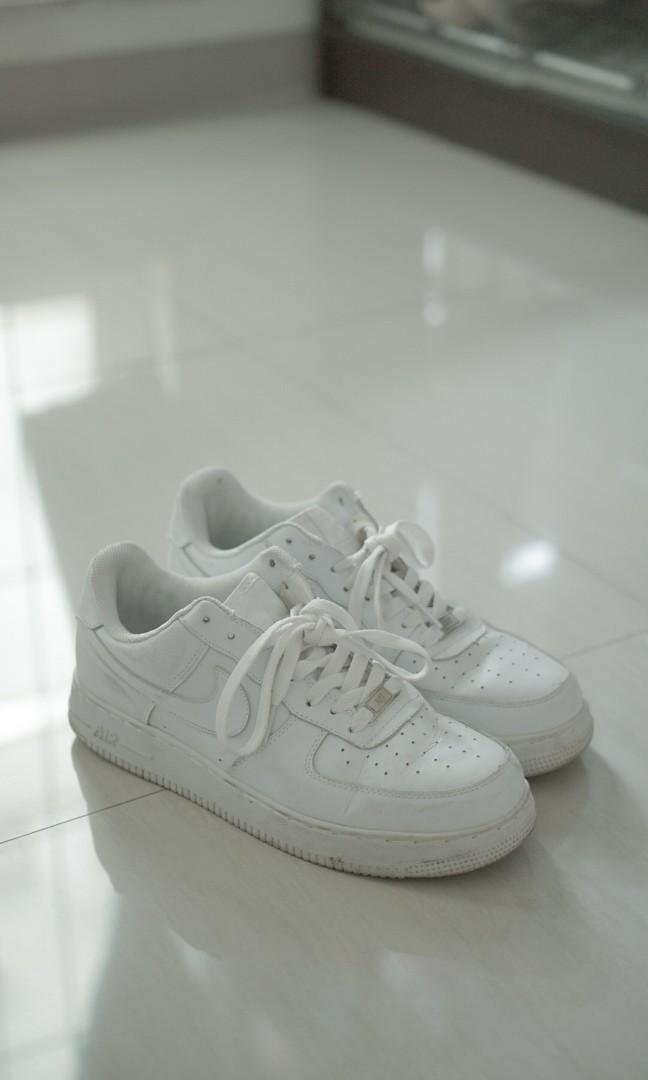 NIKE AIR FORCE 1 WHITE KW RREMIUM