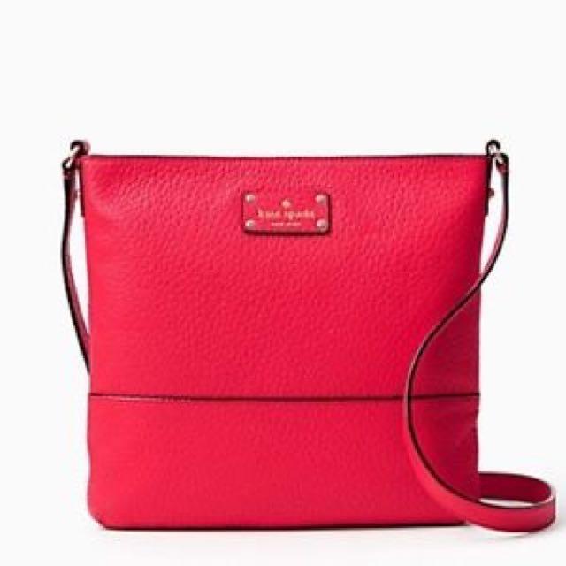Preloved authentic KATE SPADE BAY STREET CORA CHERRY LIQUOR CROSS