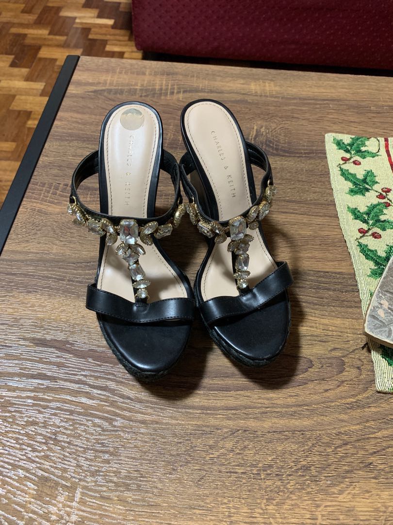 sandal charles and keith original
