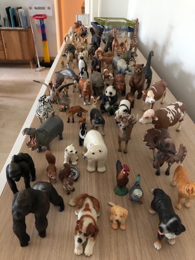 Collectible animal figurines schleich discount
