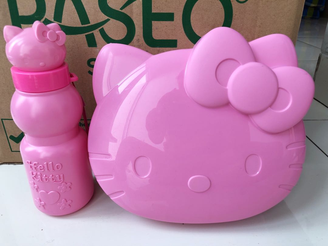 Tempat Bekal Anak Hello Kitty 2pcs Kitchen Appliances Di Carousell
