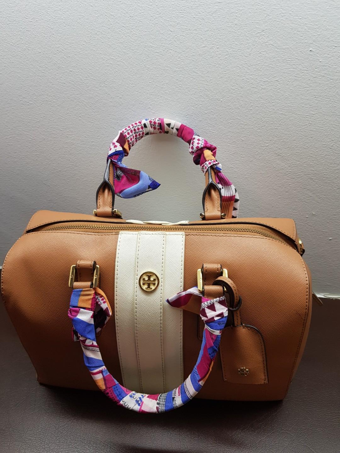Tory burch robinson middy satchel on sale