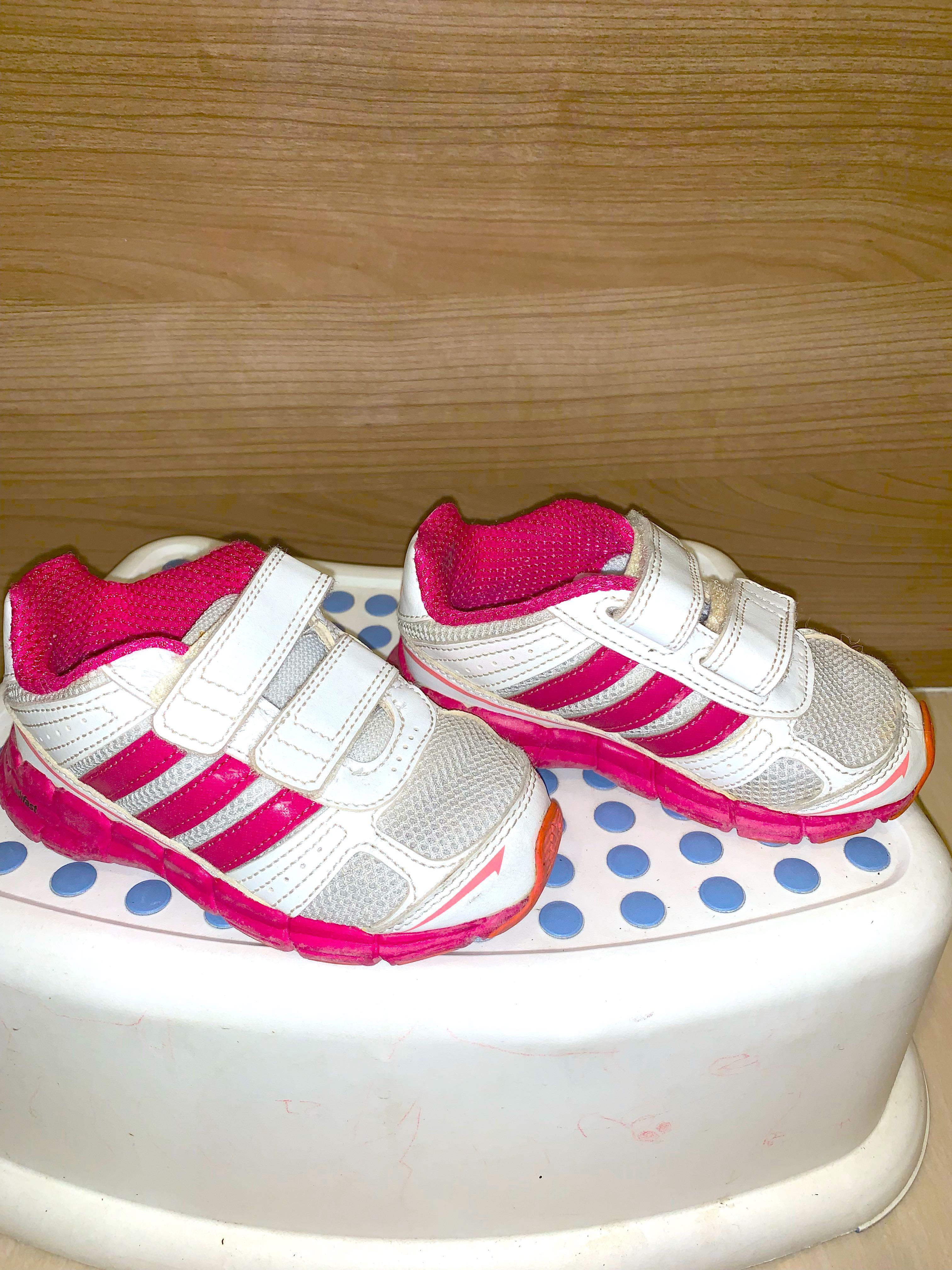girls pink adidas