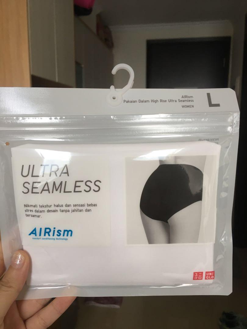 2 Uniqlo Seamless Underwear (BRAND NEW), Fesyen Wanita, Pakaian