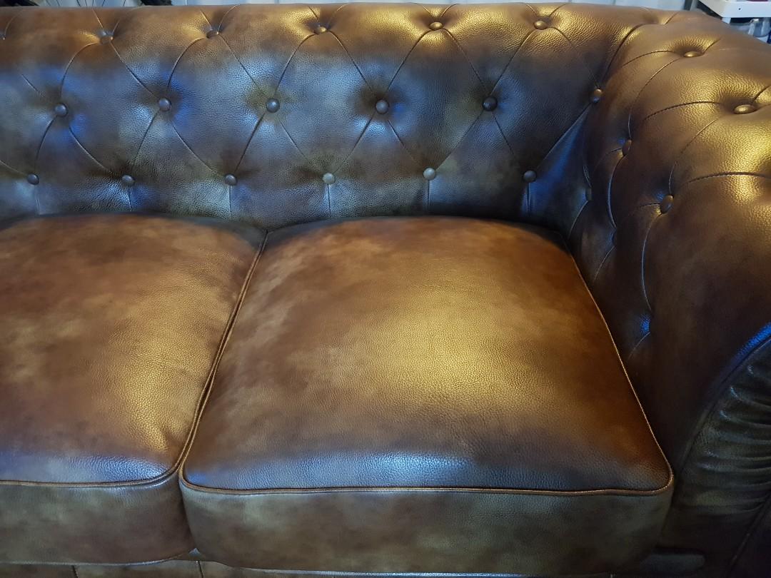 chesterfield 2 seater sofa dimensions        <h3 class=