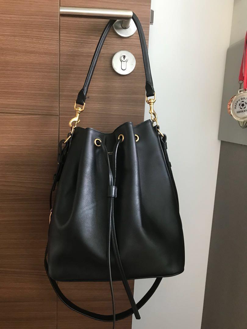 Ysl bucket bag 2019 store