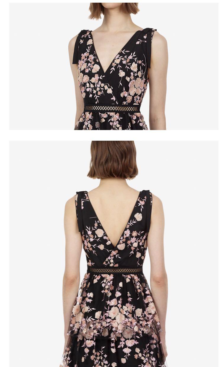 Self portrait sleeveless midnight floral discount mesh dress