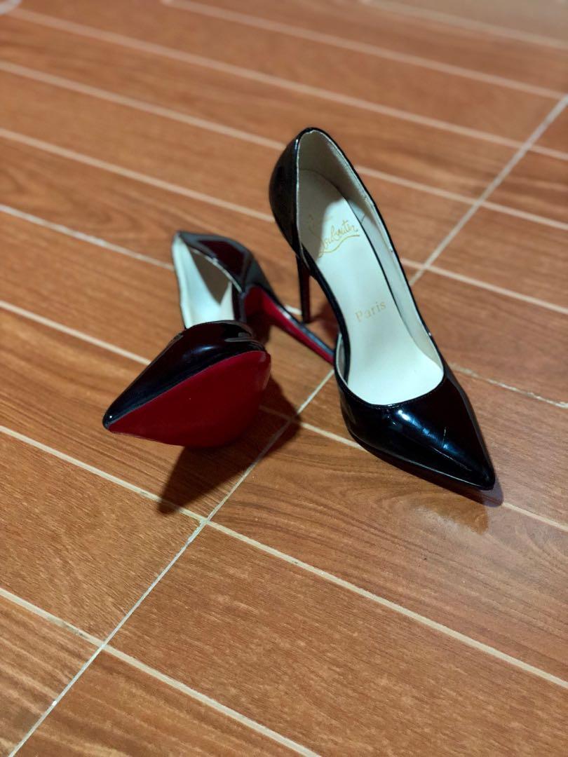 black stiletto heels with red soles