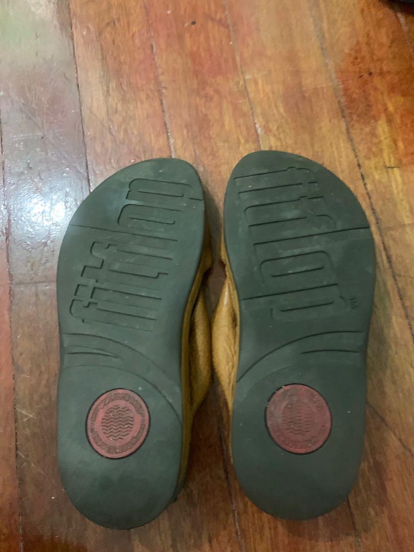 Fitflop Sandals (Category: Slippers & Slides) located in Manila. Submitted by _doraemon (Listing ID 229540606, Image 2). Description: Size 10 Original No box Can ship via grab express .