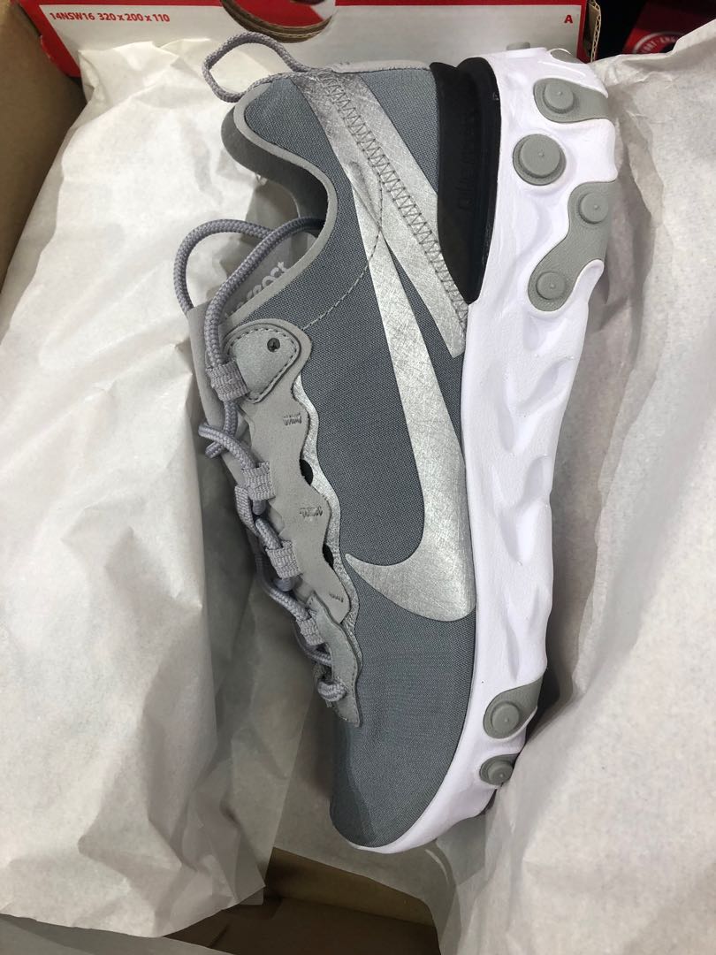 nike element 55 metallic silver