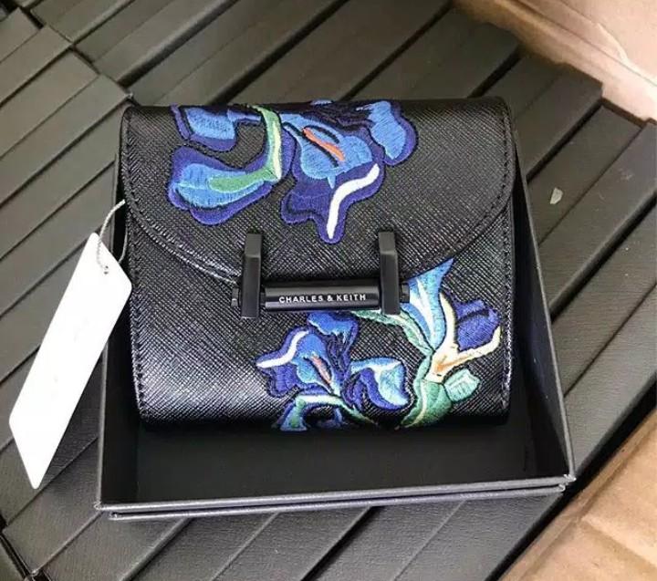 charles and keith x van gogh wallet