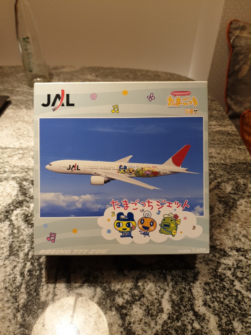 Limited Edition ガンダムジェット BOEING 777-300