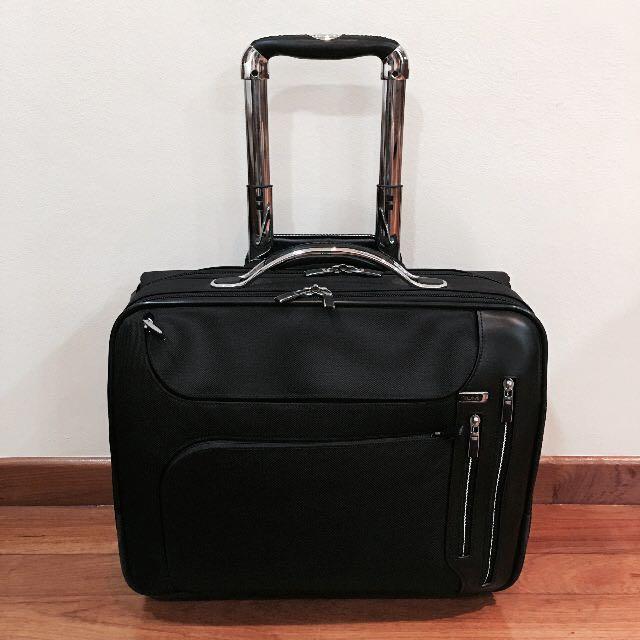 tumi arrive luggage