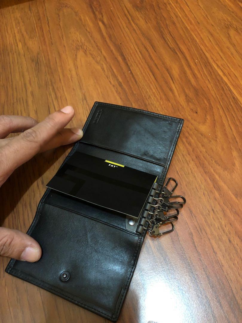 Tumi keychain wallet 2025