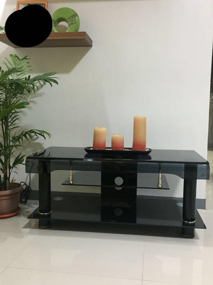 Tv Rack (RUSH SALE!) (Category: Clothes Drying Rack) located in Malabon City. Submitted by pytmndl (Listing ID 219926769, Image 3). Description: RUSH SALE • Only used for three weeks • Last Price that i can offer • length : 39 inches height : 16 1/2 inches Rfs: We bought a tv that can be hanged on the wall so we wouldn’t need a tv rack .
