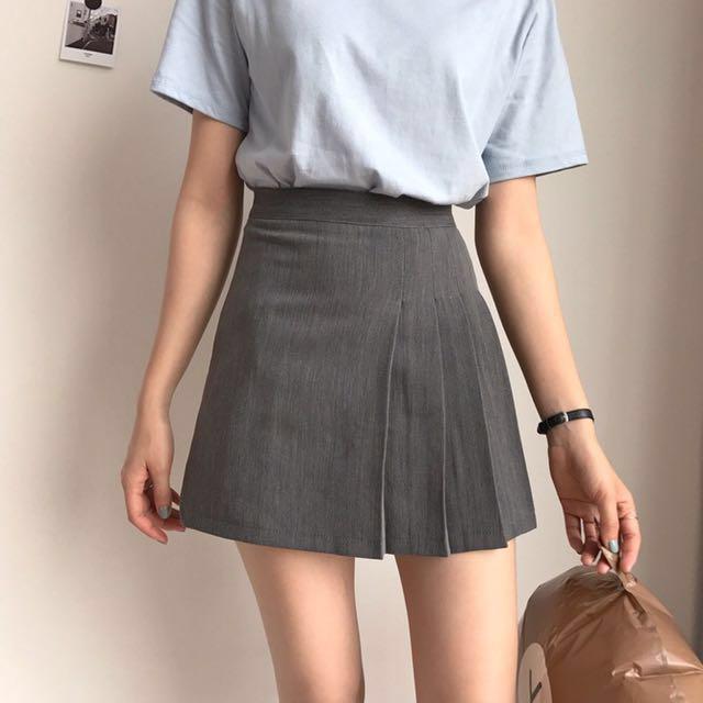 Ulzzang Half Pleated Grey Tennis Skirt Women S Fashion Clothes Dresses Skirts On Carousell Find great deals on ebay for tennis skirt. ulzzang half pleated grey tennis skirt