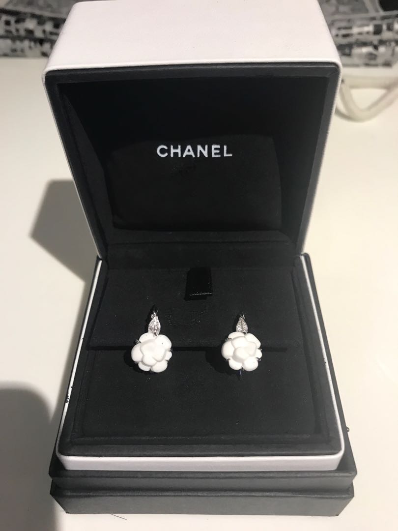 camelia earrings