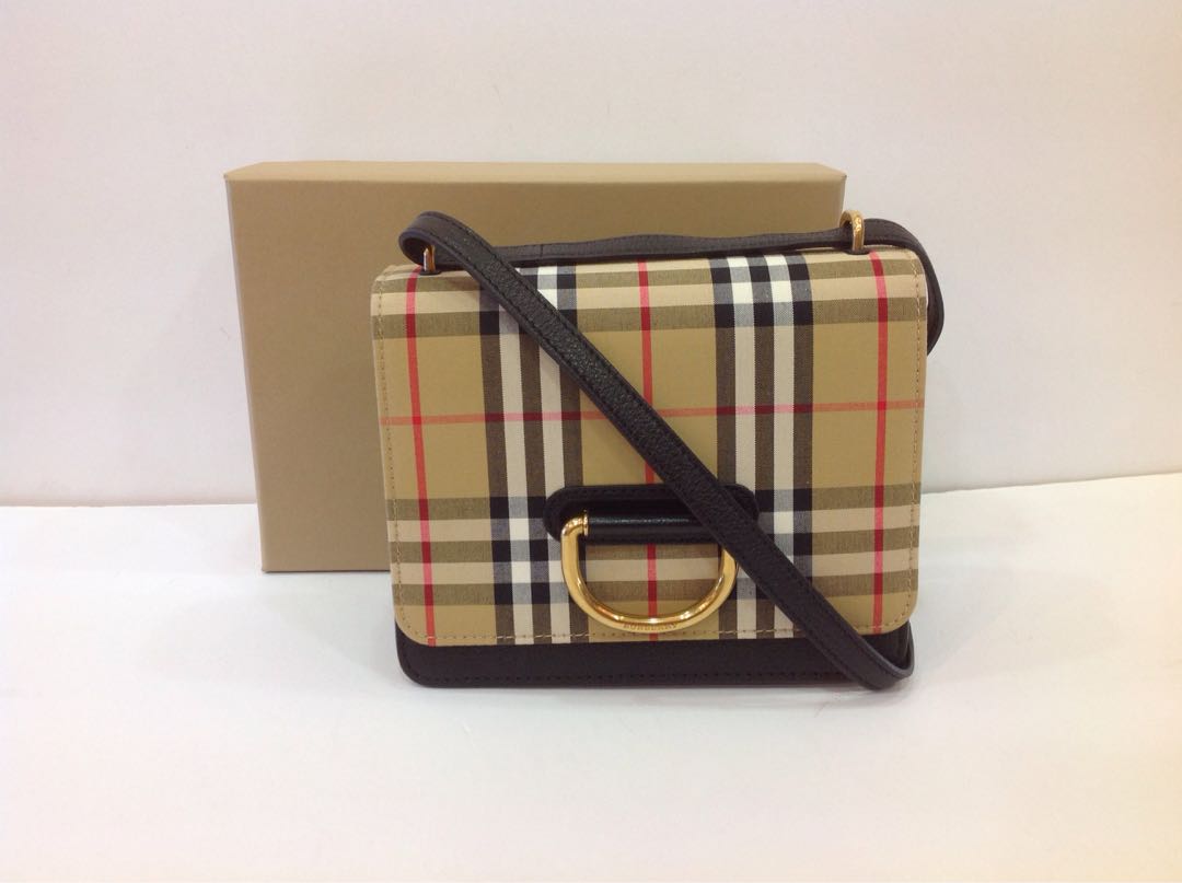 D ring burberry on sale