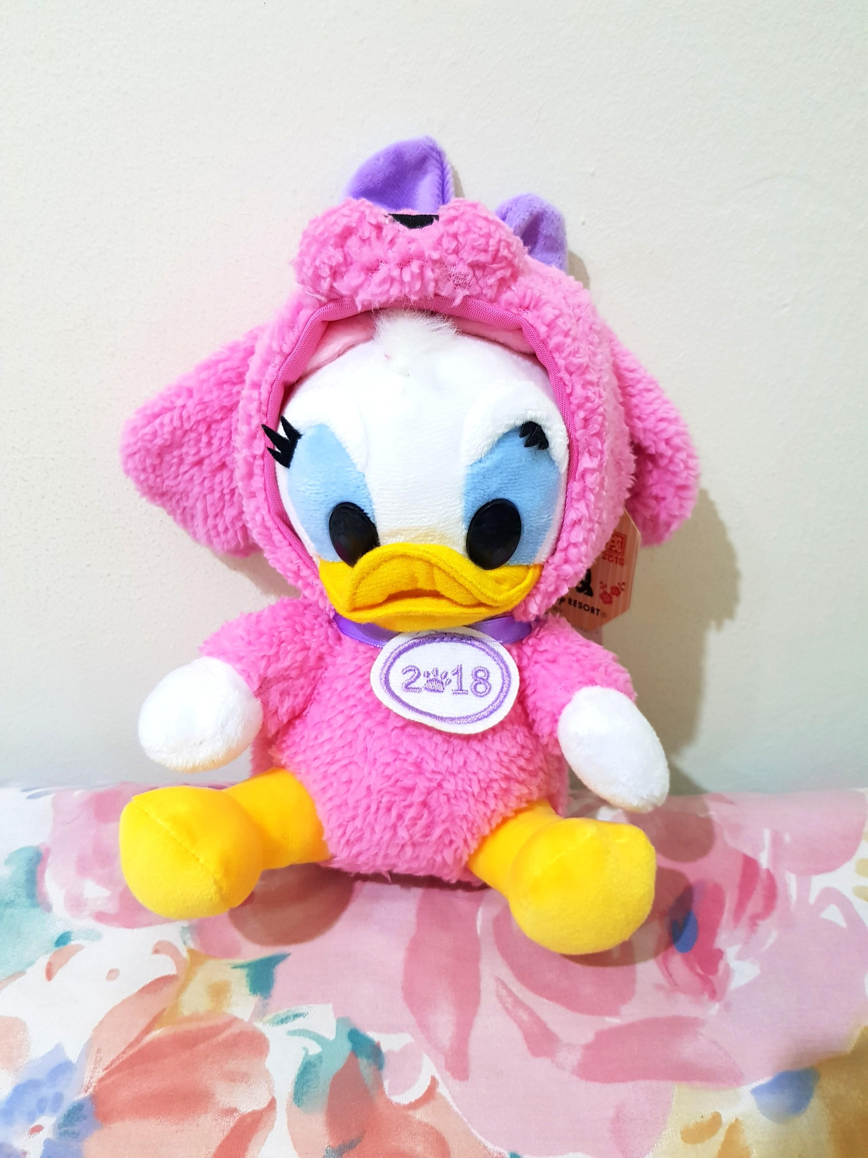 daisy duck soft toy