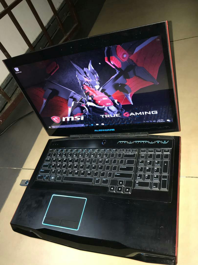 Dell alienware i7 laptop high specs Gaming laptop big screen 17" rare