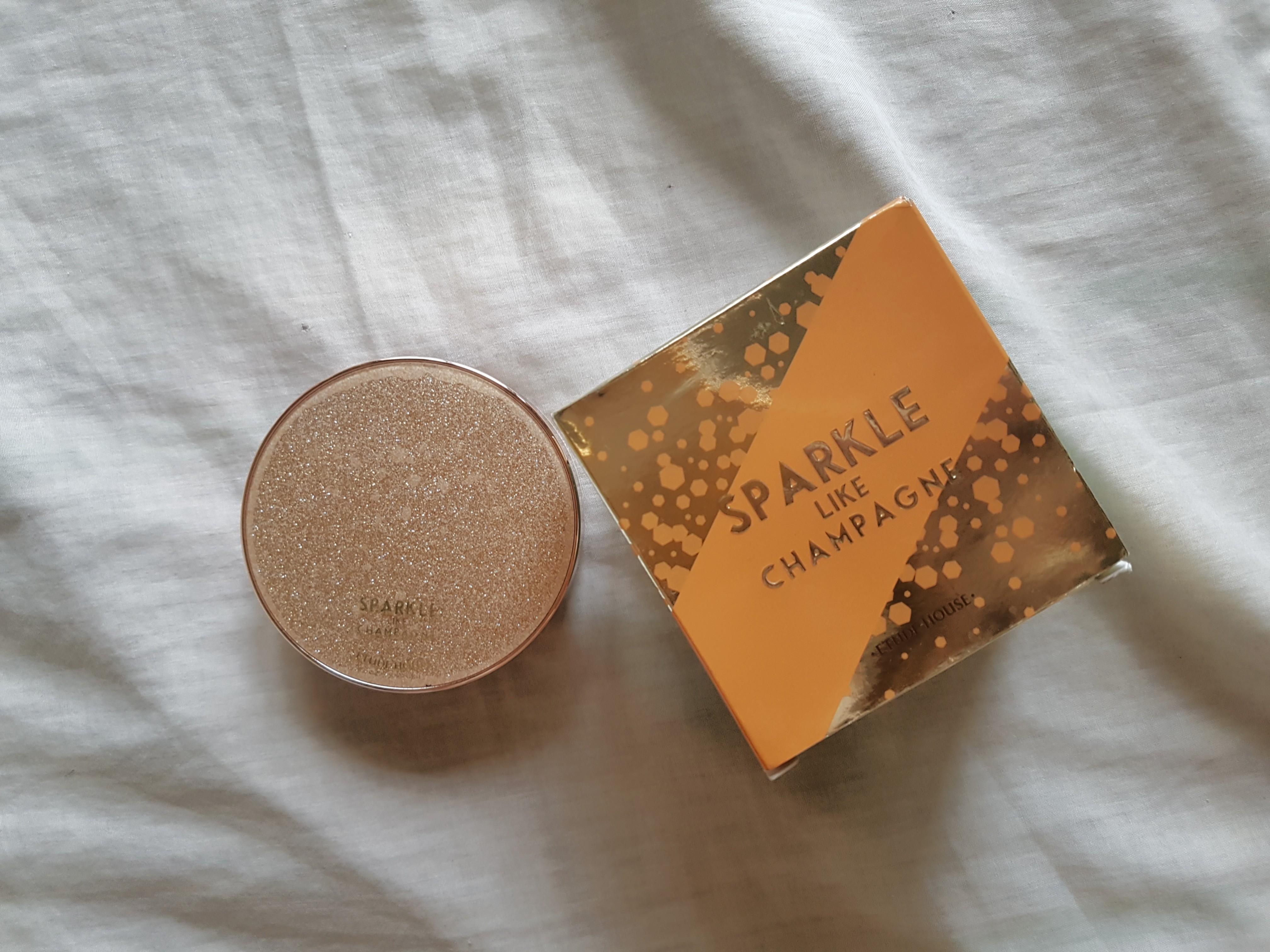 Etude House Case Makeup Foundation BB Cream (Category: Makeup) located in Quezon City. Submitted by miyamoore (Listing ID 229679404, Image 1). Description: I do not use makeup. This is just a case. Decluttering.