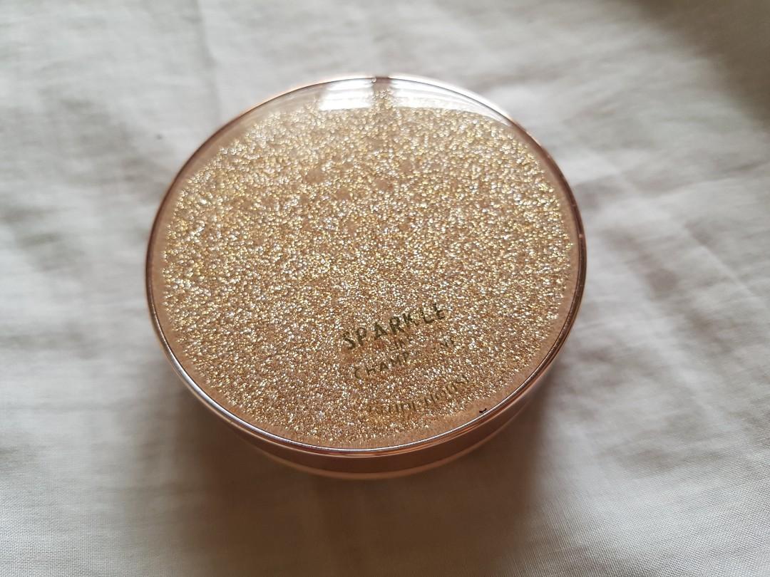 Etude House Case Makeup Foundation BB Cream (Category: Makeup) located in Quezon City. Submitted by miyamoore (Listing ID 229679404, Image 2). Description: I do not use makeup. This is just a case. Decluttering.